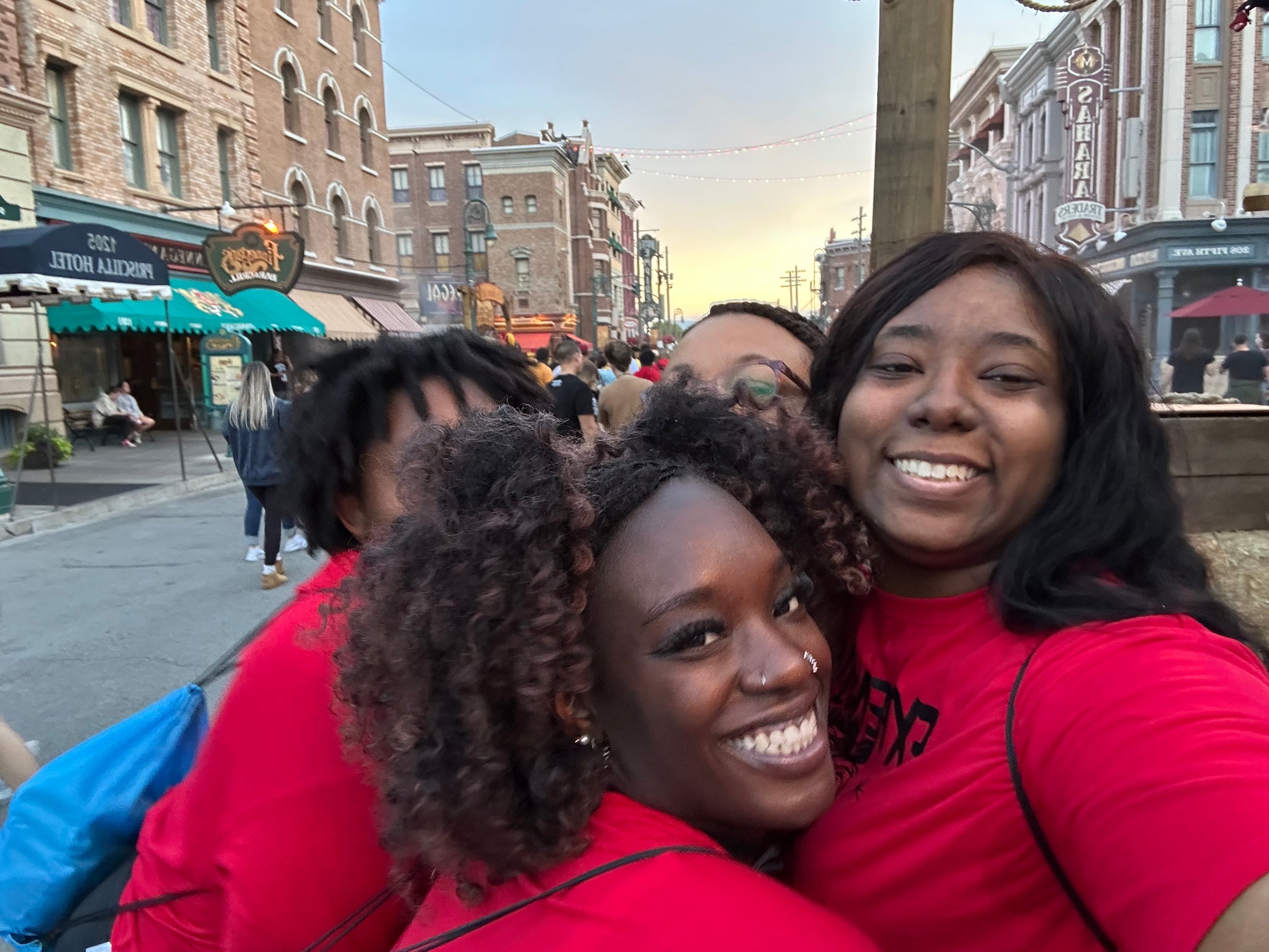 Halloween Horror Nights VIP EXPERIENCE